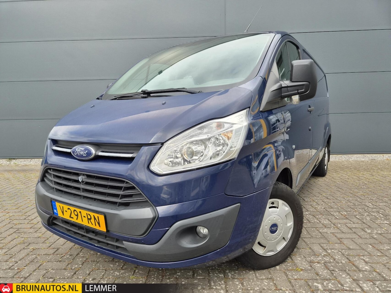 Ford Transit Custom - 2.2 TDCI L2H1 Airco cruise lang trekhaak - AutoWereld.nl