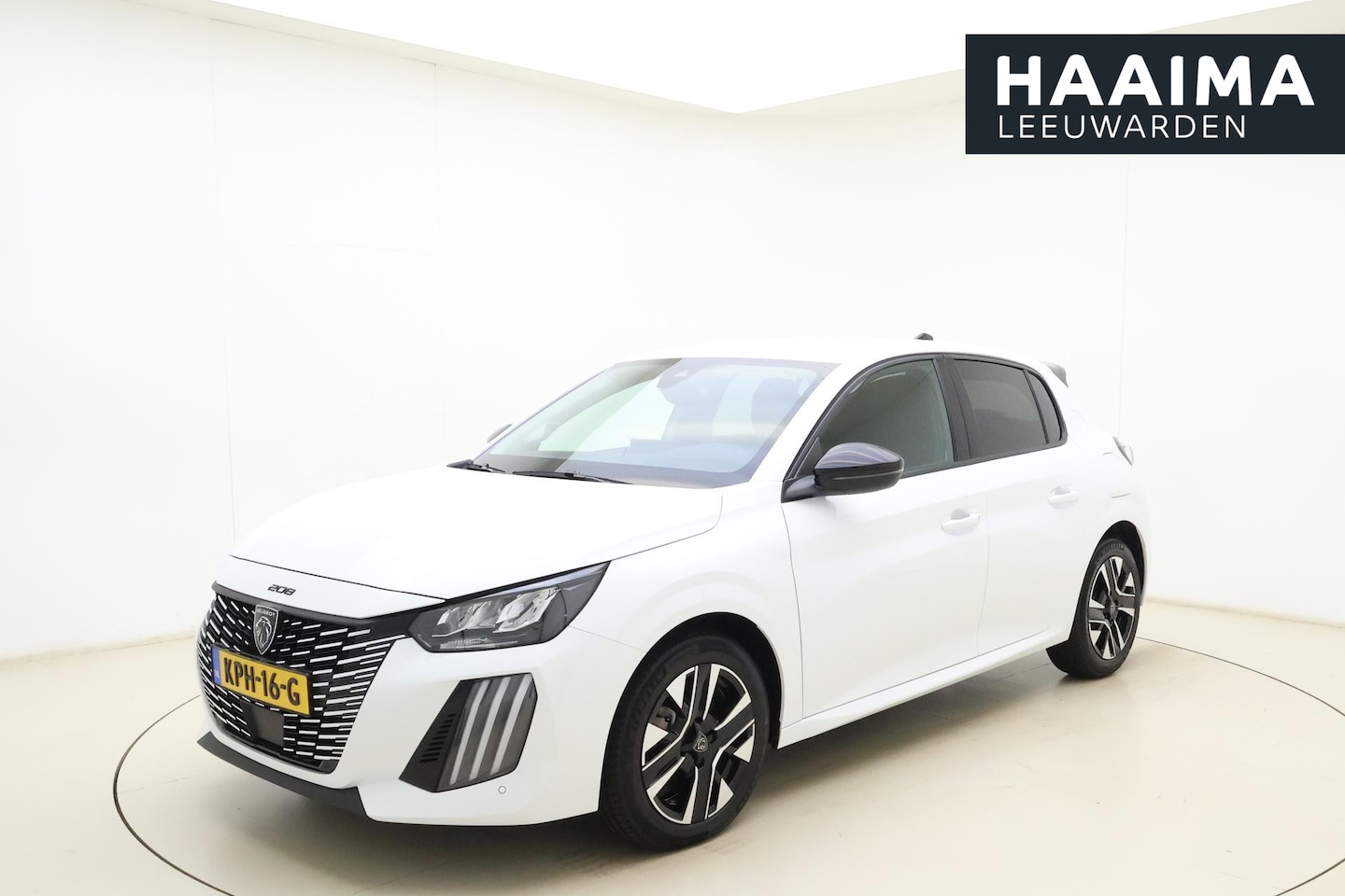 Peugeot 208 - 1.2 Hybrid 100 e-DCS6 Allure Apple Carplay/Android Auto l DAB l Cruise l Getint Glas Achte - AutoWereld.nl