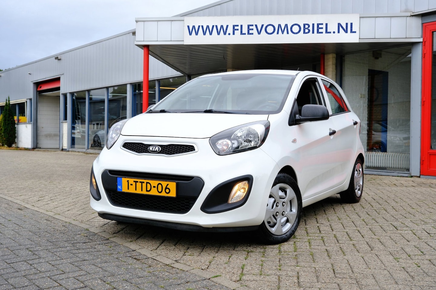 Kia Picanto - 1.0 CVVT ComfortLine 5-drs Airco - AutoWereld.nl