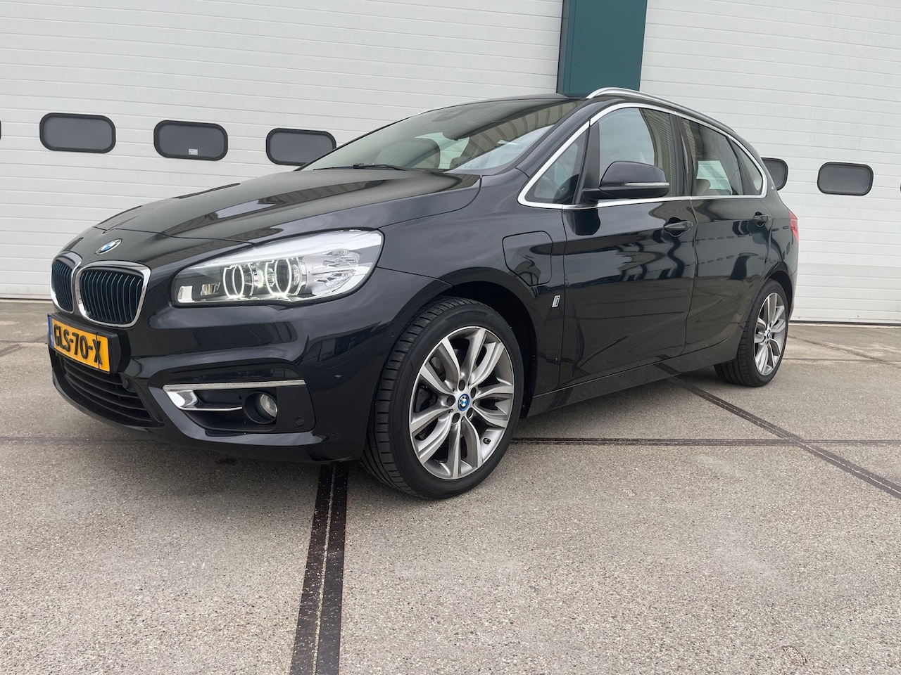 BMW 2-serie Active Tourer - 225xe iPerformance Centennial High Executive 225xe iPerformance Centennial High Executive - AutoWereld.nl