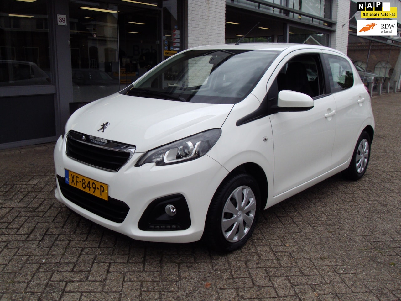 Peugeot 108 - 1.0 e-VTi Active TOP! 1.0 e-VTi Active TOP! - AutoWereld.nl