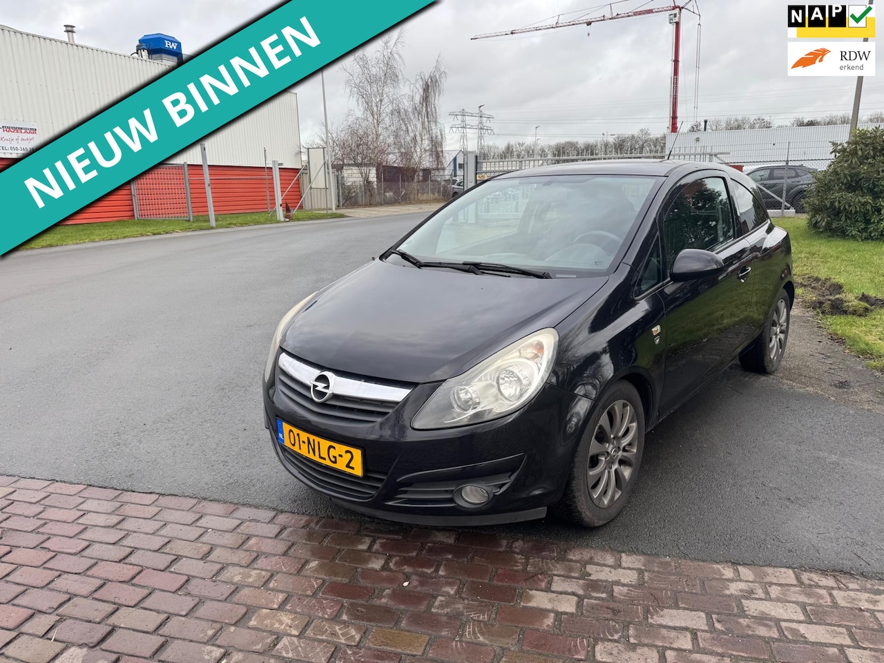 Opel Corsa - 1.2-16V '111' Edition 1.2-16V '111' Edition - AutoWereld.nl