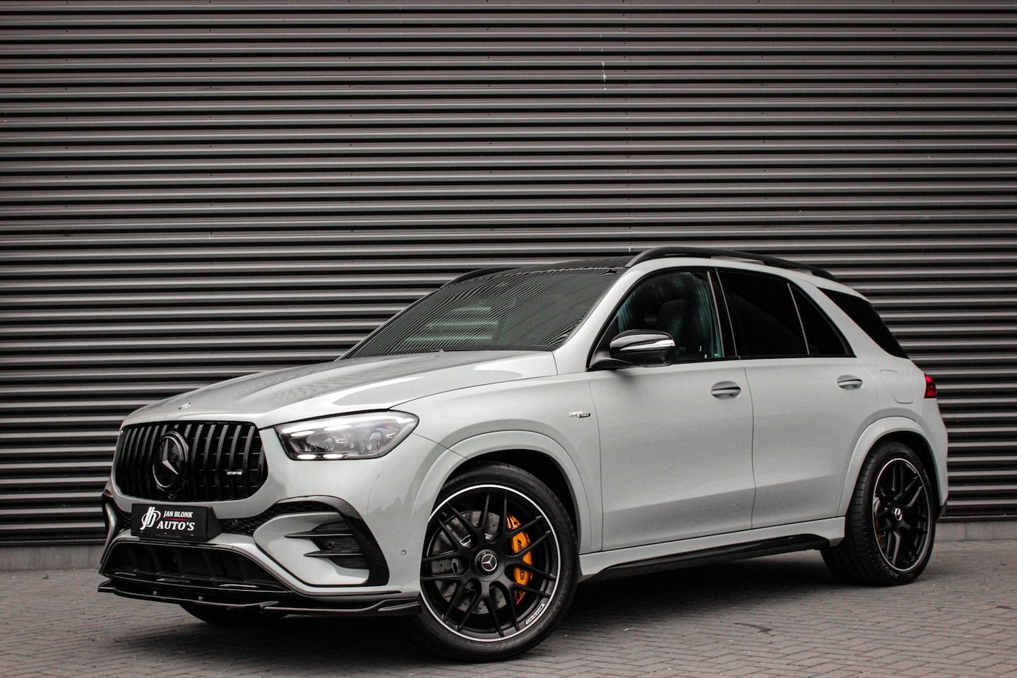 Mercedes-Benz AMG GLE - 53 Hybrid 4MATIC+ NIGHT EDITION / LUCHTVERING / TREKHAAK / BURMESTER / FULL / DEALER AUTO/ - AutoWereld.nl
