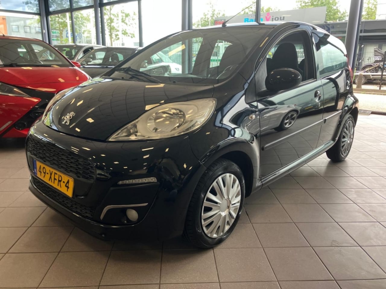 Peugeot 107 - AIRCO APK 5- 1.0 Active - AutoWereld.nl
