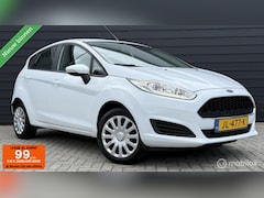 Ford Fiesta - 1.0 Style 5 deurs Navi/Trekhaak/Bluetooth/Airco
