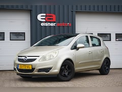 Opel Corsa - 1.4-16V Business | PANO.DAK | TREKHAAK |
