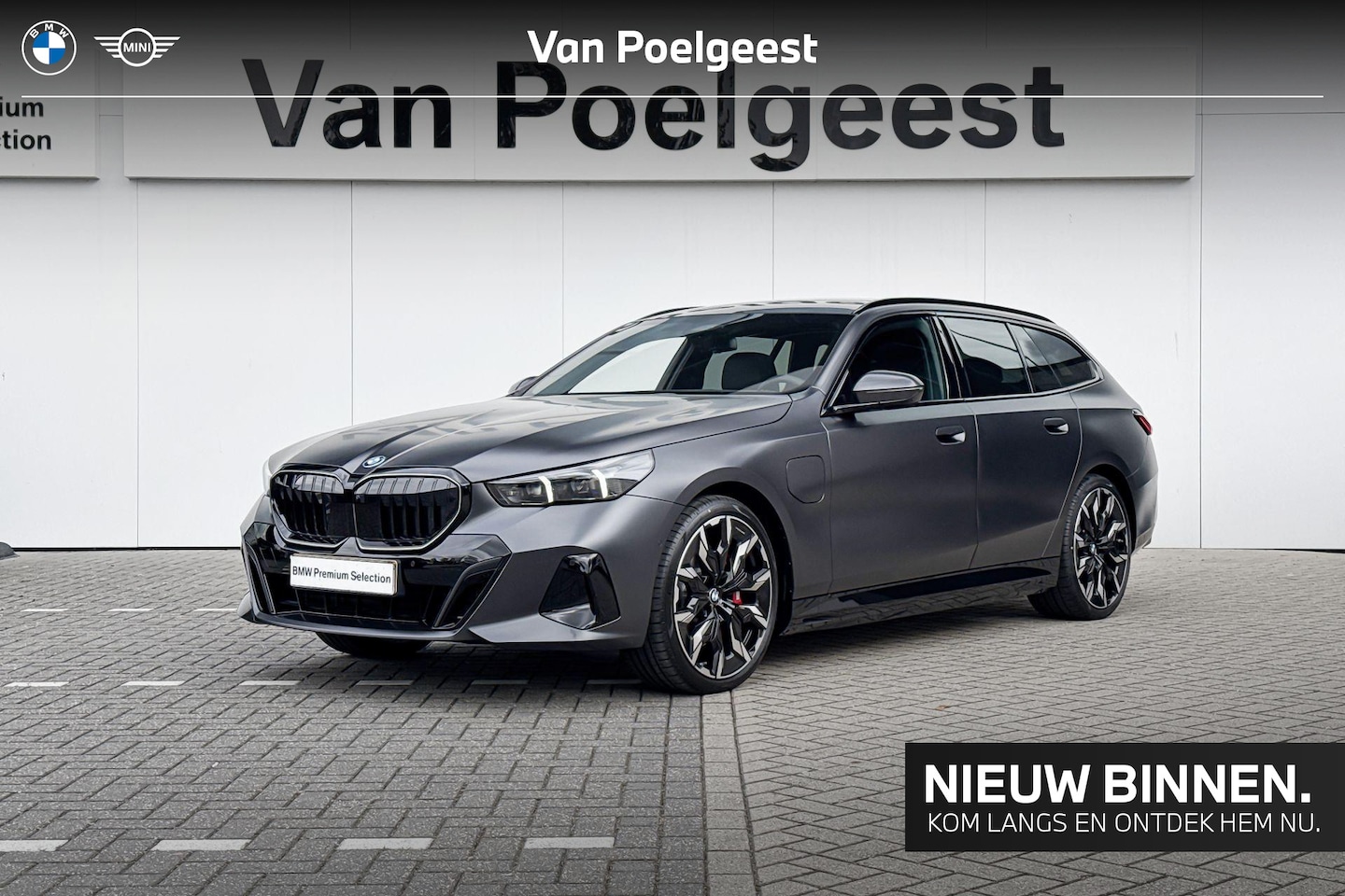 BMW 5-serie Touring - 550e xDrive Bowers & Wilkins | M Sport | Trekhaak - AutoWereld.nl