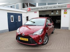 Toyota Yaris - 1.0 VVT-i Design Red
