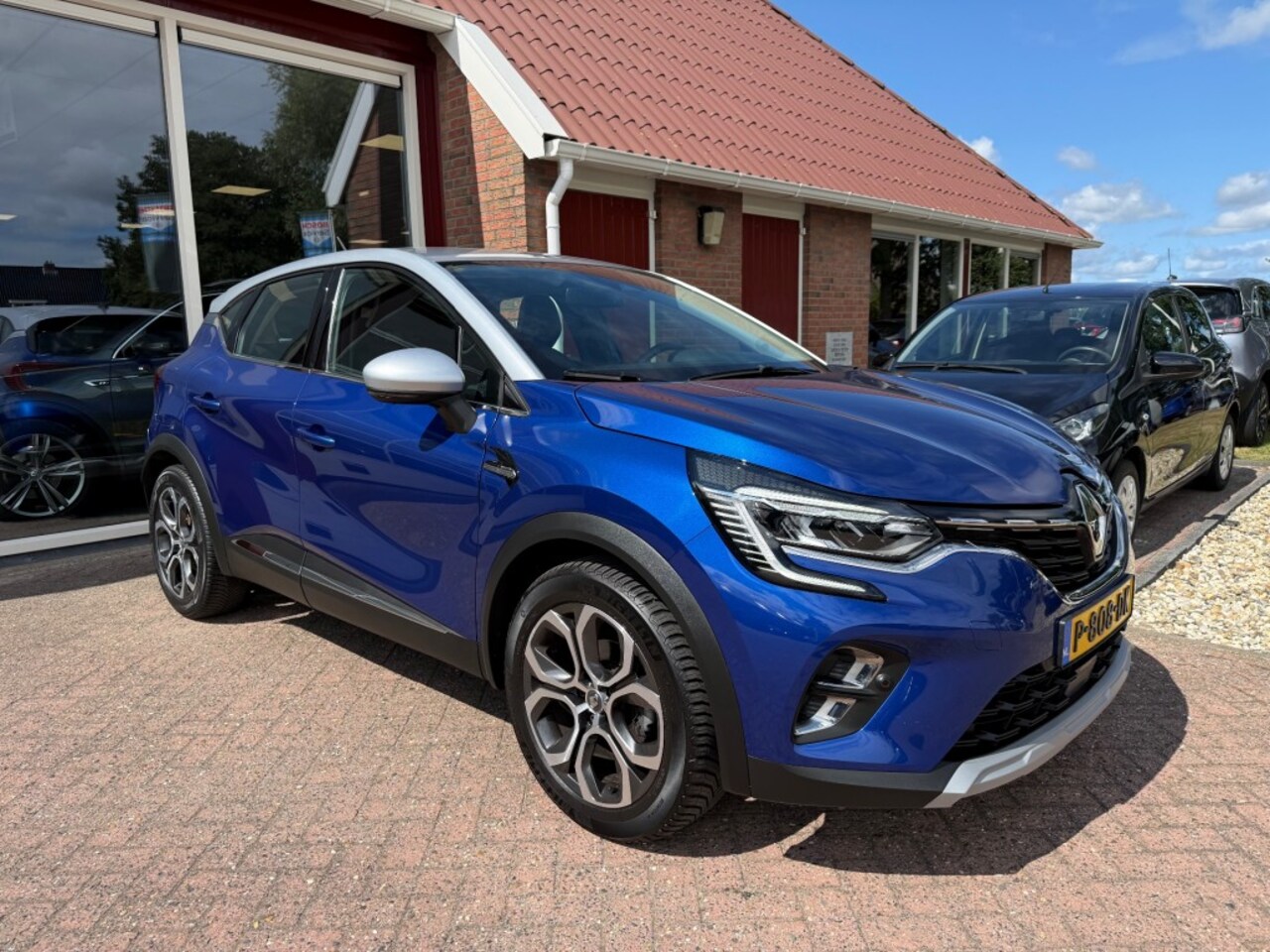 Renault Captur - 1.3 TCE 130 PK! INTENS AUTOMAAT TREKHAAK/CRUISE/NAVI/ENZ. - AutoWereld.nl