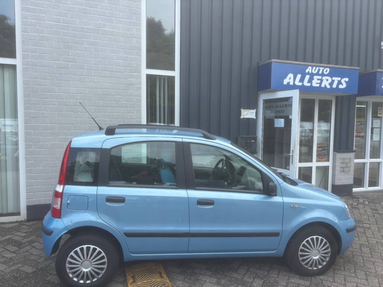 Fiat Panda - 1.2 / AUTOMAAT /  EN AIRCO - AutoWereld.nl