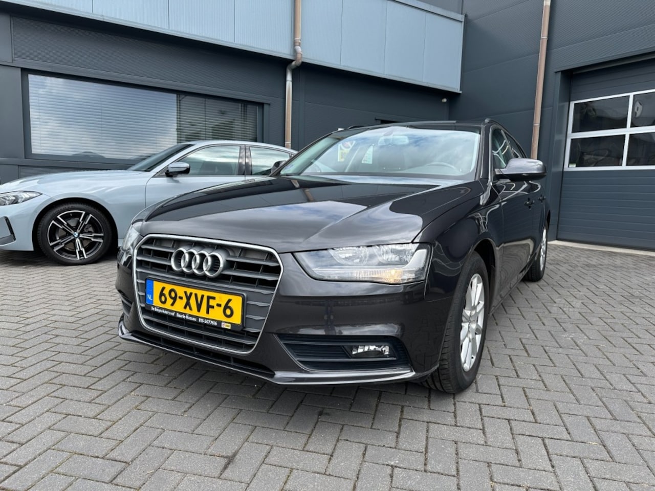 Audi A4 - 1.8 TFSi met trekhaak, nieuwe APK, navigatie, airco, cruise control - AutoWereld.nl