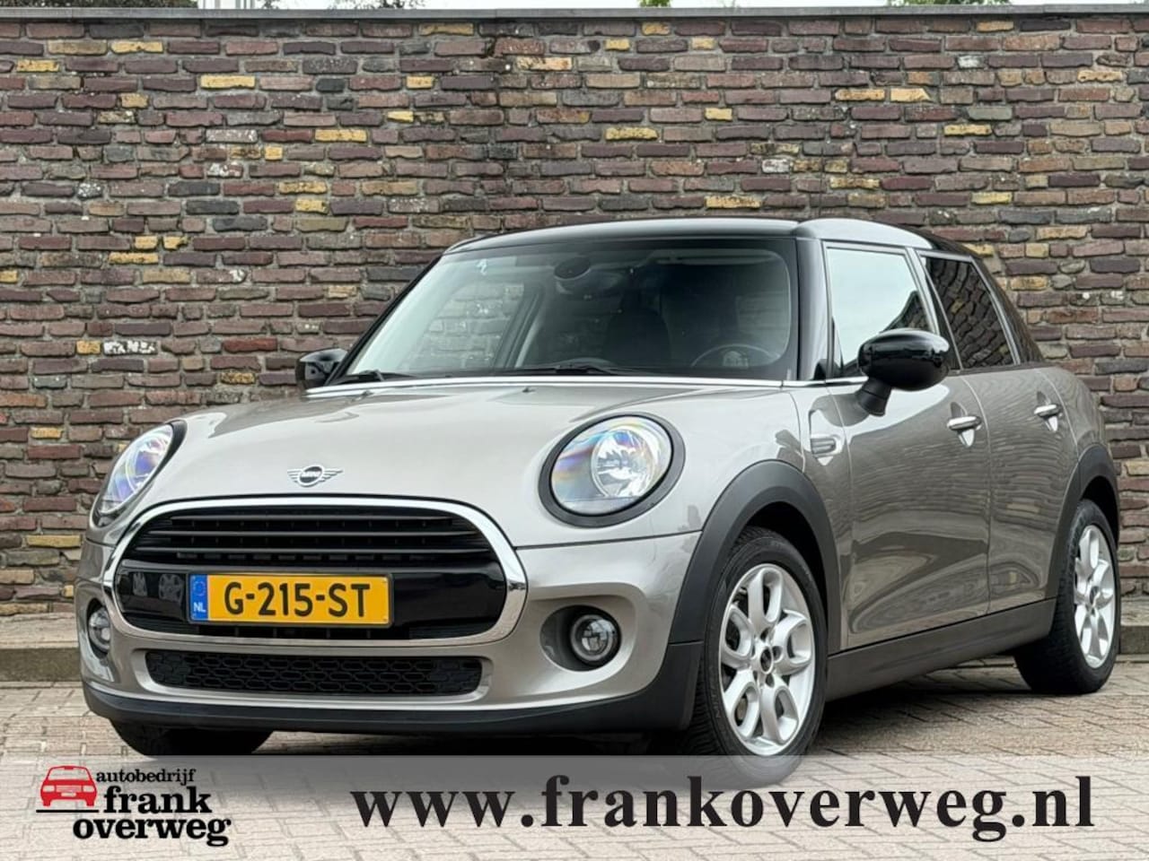 MINI Cooper - 1.5 COOPER Busines edition Automaat 5DRS Navi Cruise - AutoWereld.nl