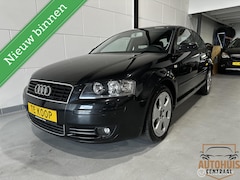 Audi A3 - 1.6 Ambition*AUTOMAAT*schuif/kanteldak*Elekramen