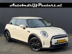 MINI Cooper - 1.5 Aut. 1e eig. Sportstoelen Navi LED Sfeerlicht Carplay NL-auto