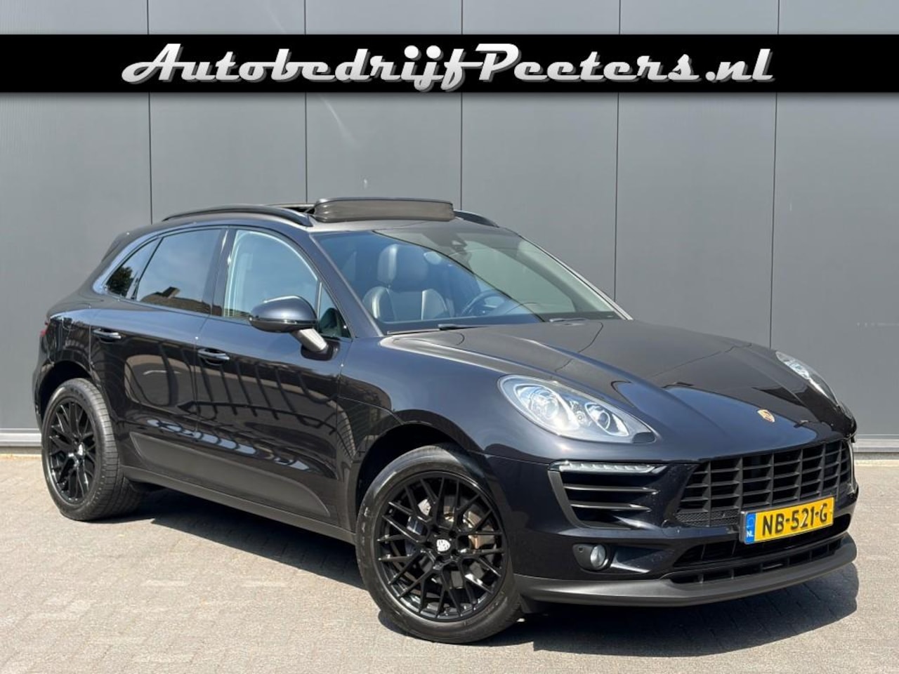 Porsche Macan - 2.0T Pano Leder 14v-Stoelen Camera Navi Cruise 20inch NL-auto - AutoWereld.nl
