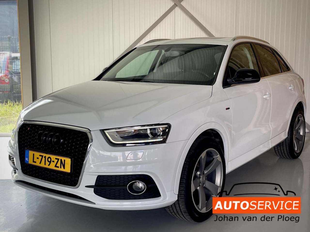 Audi Q3 - 2.0 TFSI quattro S-Line | Trekhaak Cruise control Climate control - AutoWereld.nl