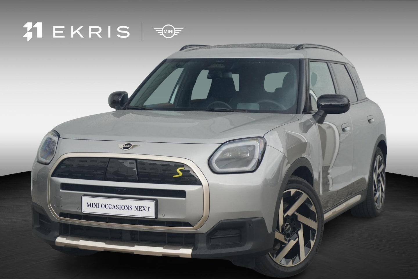 MINI Countryman - SE ALL4 Favoured Uitvoering | Pakket L | Harman Kardon | Driving Assistant Plus | Stoel & - AutoWereld.nl