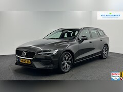 Volvo V60 - 2.0 B3 Essential TREKHAAK CRUISE CARPLAY NAVI LM ECC