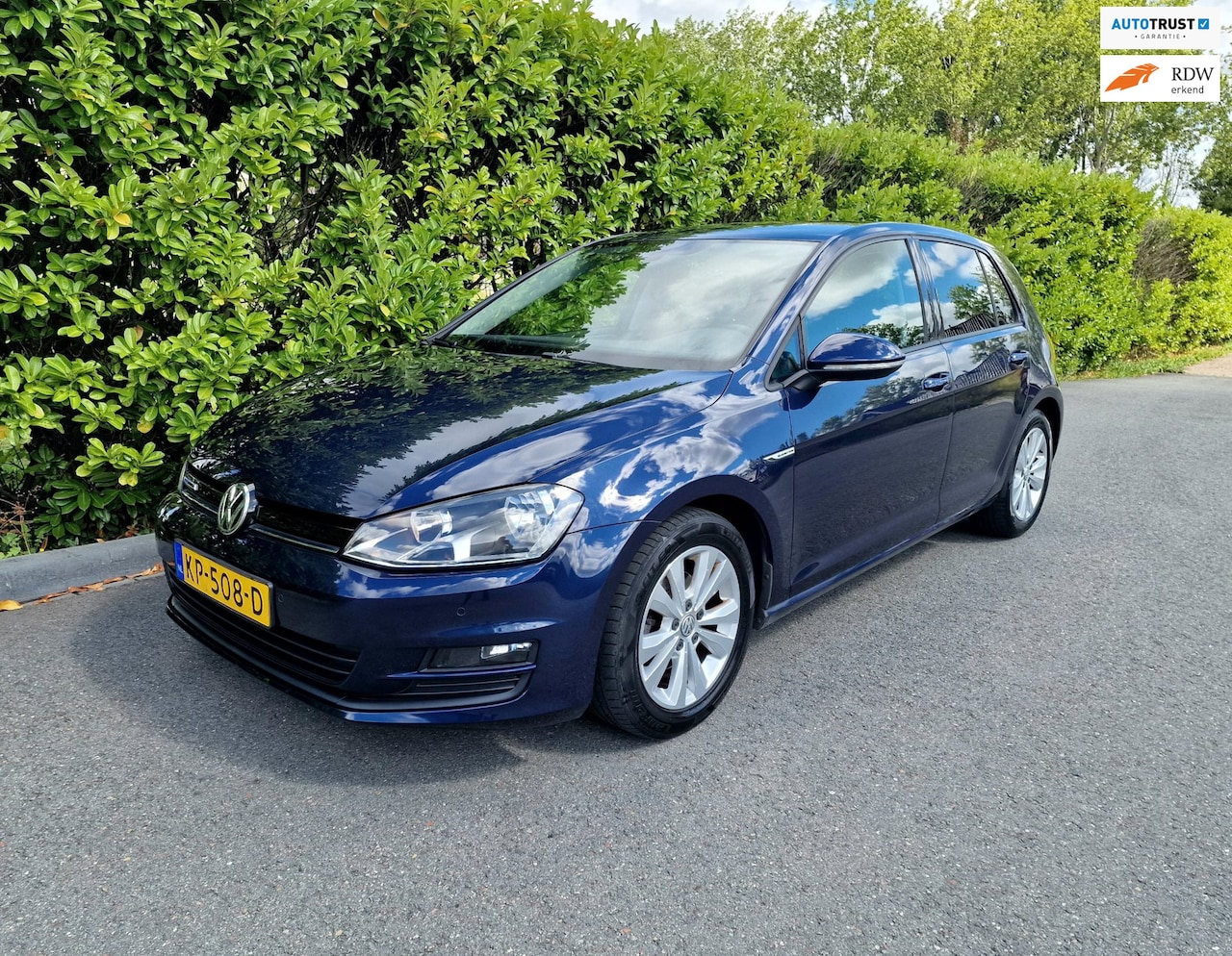 Volkswagen Golf - 1.0 TSI Comfortline Airco Navi Pdc Nap - AutoWereld.nl