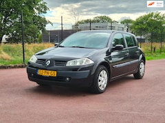 Renault Mégane - 1.6-16V Authentique Basis APK 1 JAAR