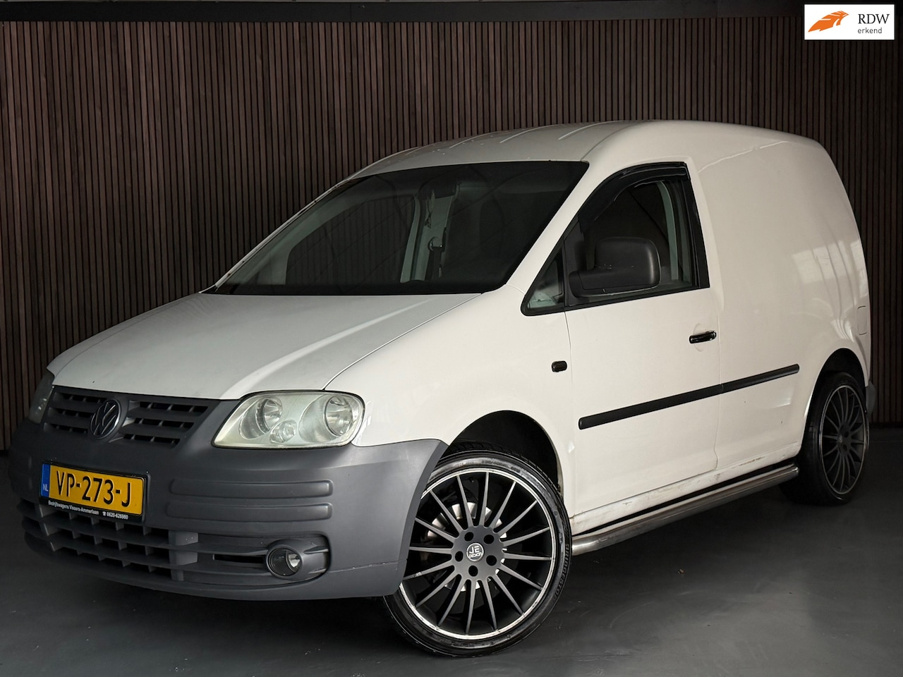 Volkswagen Caddy - 1.4 850 kg. TREKHAAK/GTI STOELEN/ MULTI MEDIA/AUTOMATISCHE VERLICHTING/SCHEIDINGSWAND/SCHU - AutoWereld.nl