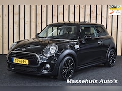 MINI 3-Deurs - 1.5 Cooper Pepper 2e eig. NL-auto Panodak Airco Navi All seasons Bluetooth 17" + Nwe APK