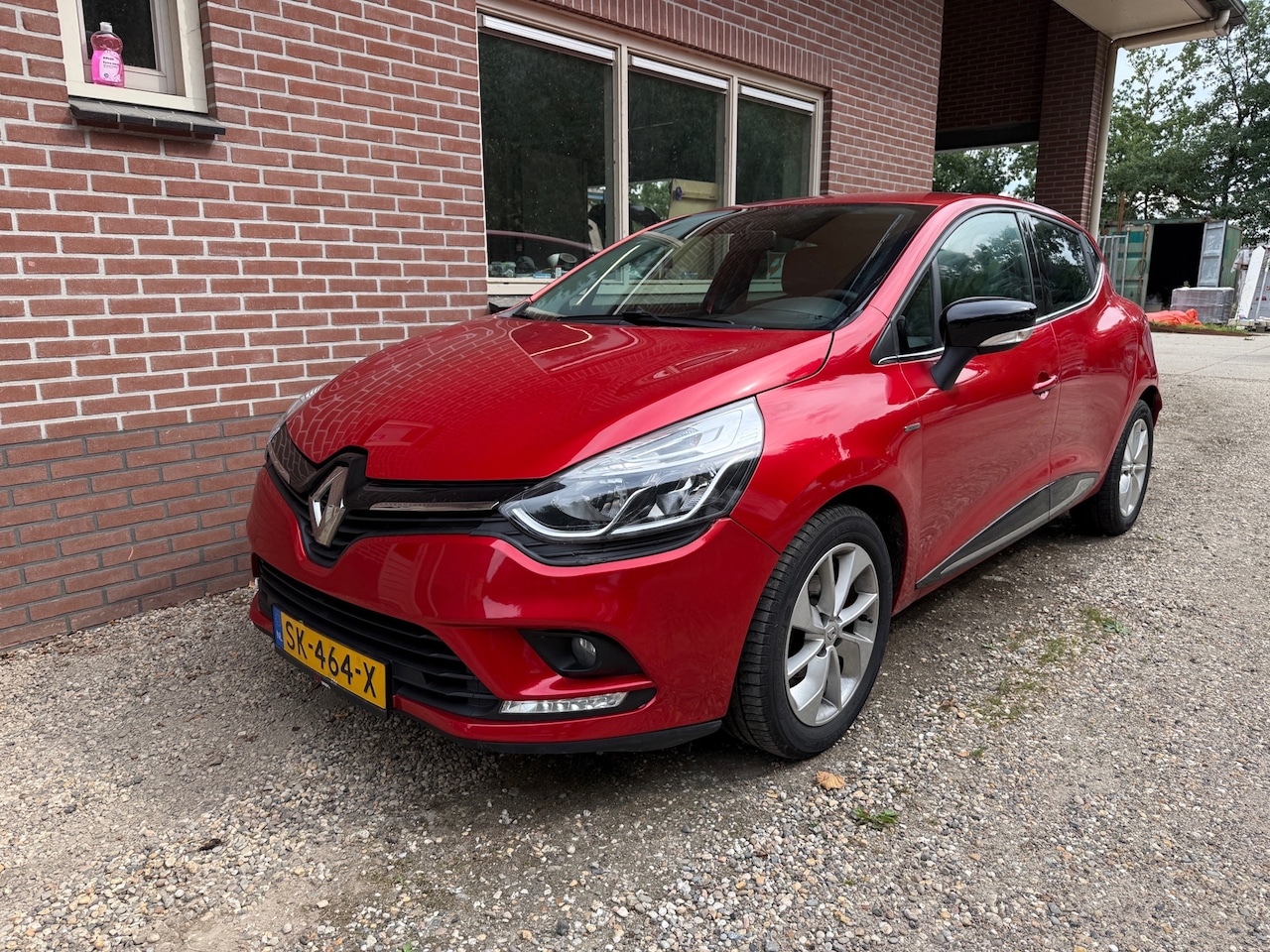 Renault Clio - 0.9 TCe Limited 0.9 TCe Limited - AutoWereld.nl