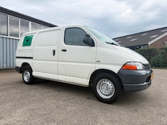 Toyota HiAce - 2.5 D4-D 90PK Base | MARGE | 3 ZITS | NAP