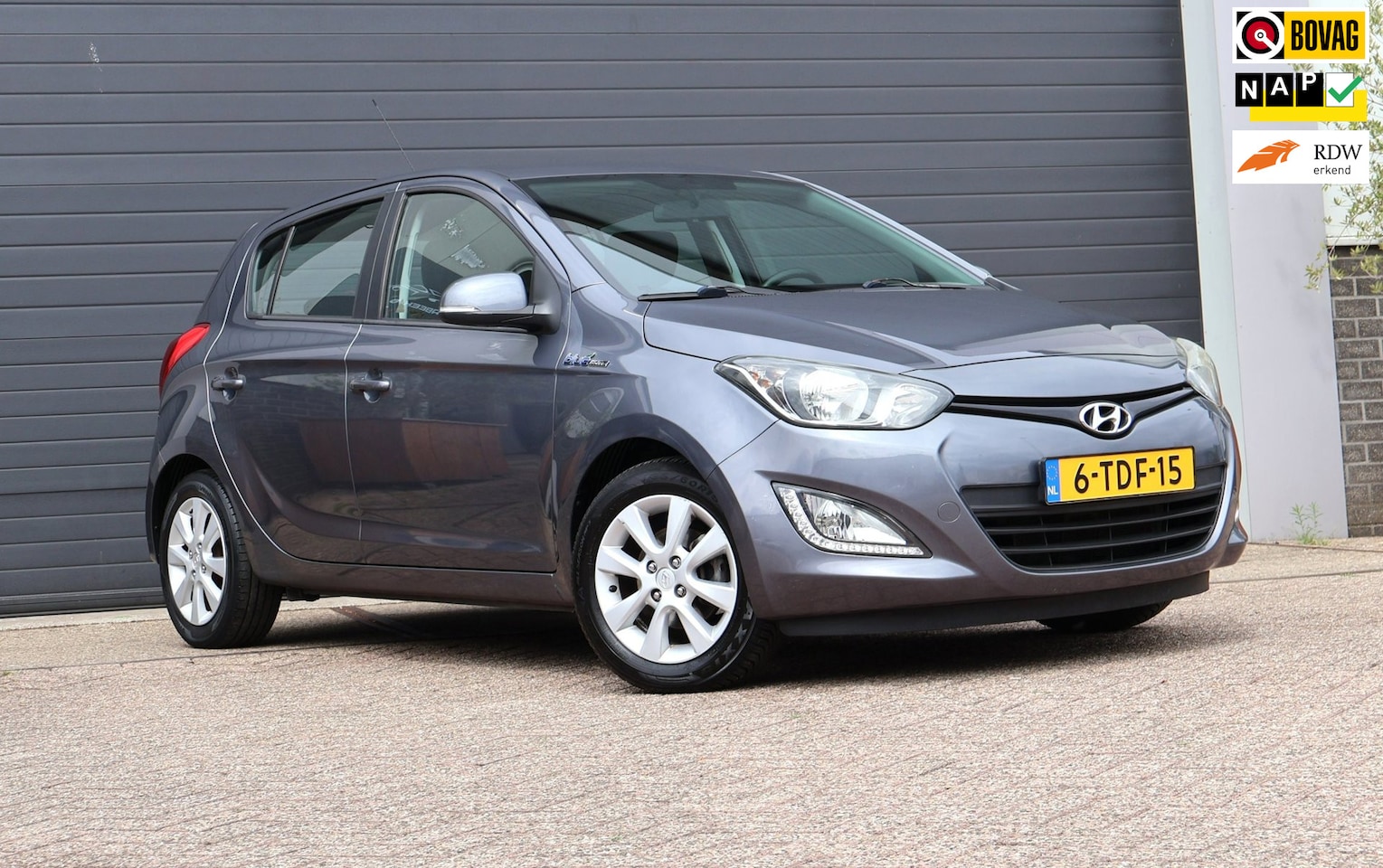 Hyundai i20 - 1.2i i-Deal Airco/Netjes/Trekhaak - AutoWereld.nl