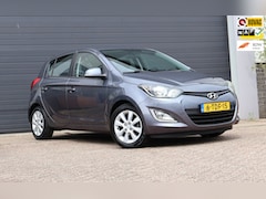 Hyundai i20 - 1.2i i-Deal Airco/Netjes/Trekhaak