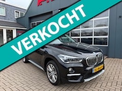 BMW X1 - SDrive20i High Executive / SportLeder / Pano / Head-Up / Harman & Kardon / Trekhaak