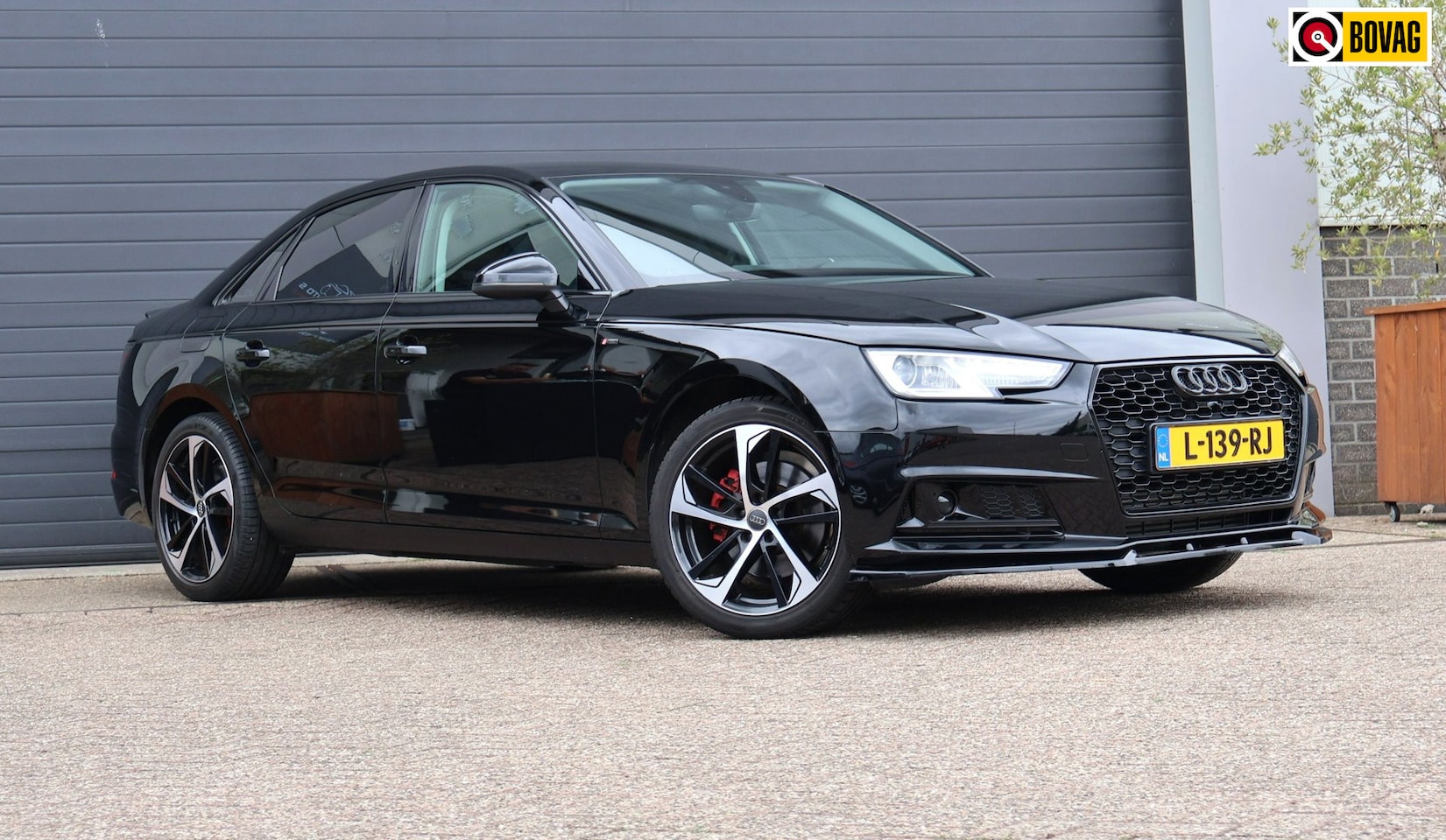 Audi A4 Limousine - 35 TFSI Design Pro Line Leder/Navi/Clima/Xenon - AutoWereld.nl
