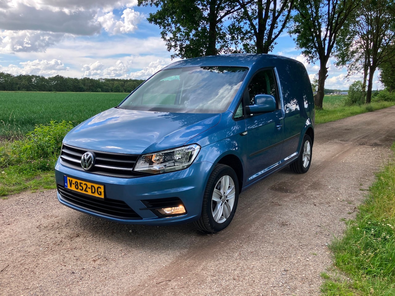 Volkswagen Caddy - 2.0 TDI Highline Automaat Marge Euro 6 - AutoWereld.nl