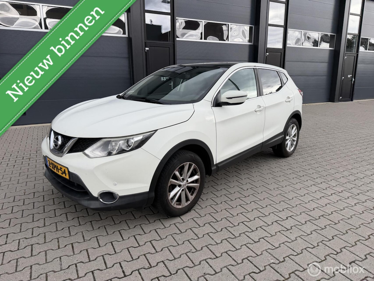 Nissan Qashqai - 1.2 Premier Edition 1.2 Premier Edition - AutoWereld.nl