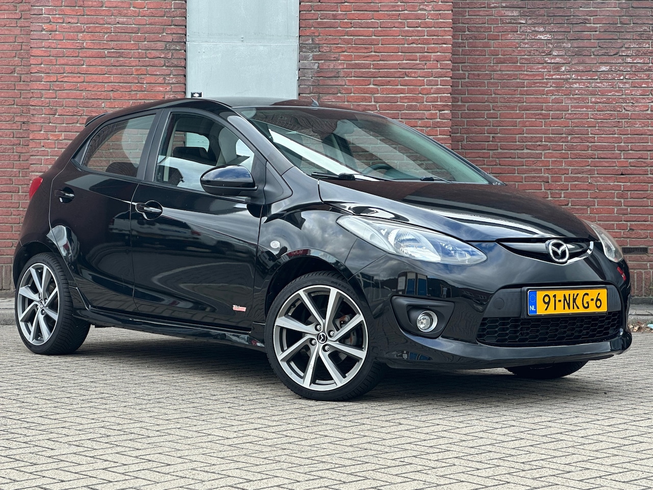 Mazda 2 - 1.3 GT-M Line|5DRS|AIRCO|MULTI-MEDIA|NAP - AutoWereld.nl