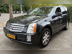 Cadillac SRX - 3.6 Sport Luxury Airco leder Pano Trekhaak Parkeersensoren