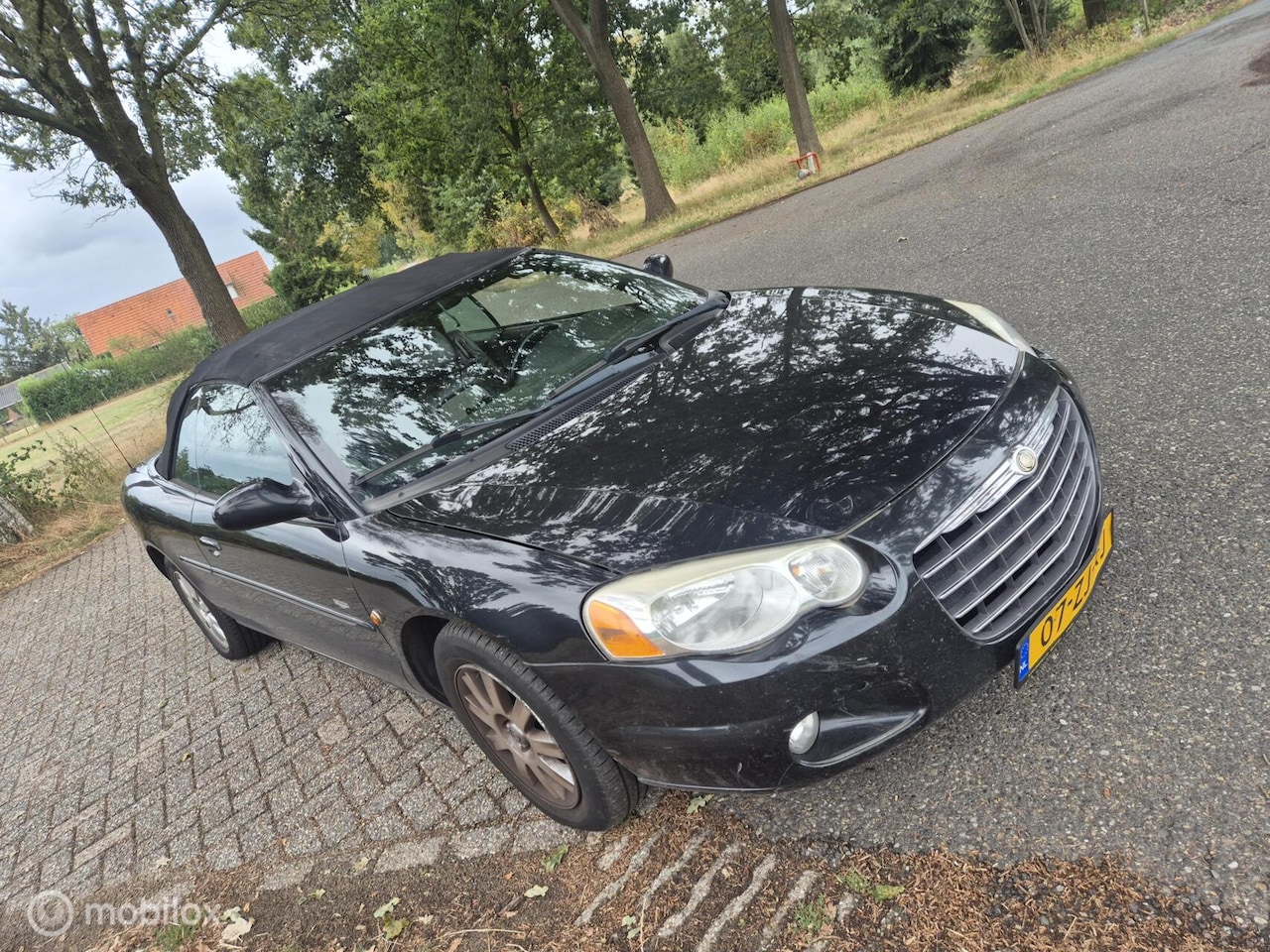 Chrysler Sebring Cabrio - 2.7i-V6 24V LX Convertible automaat - AutoWereld.nl