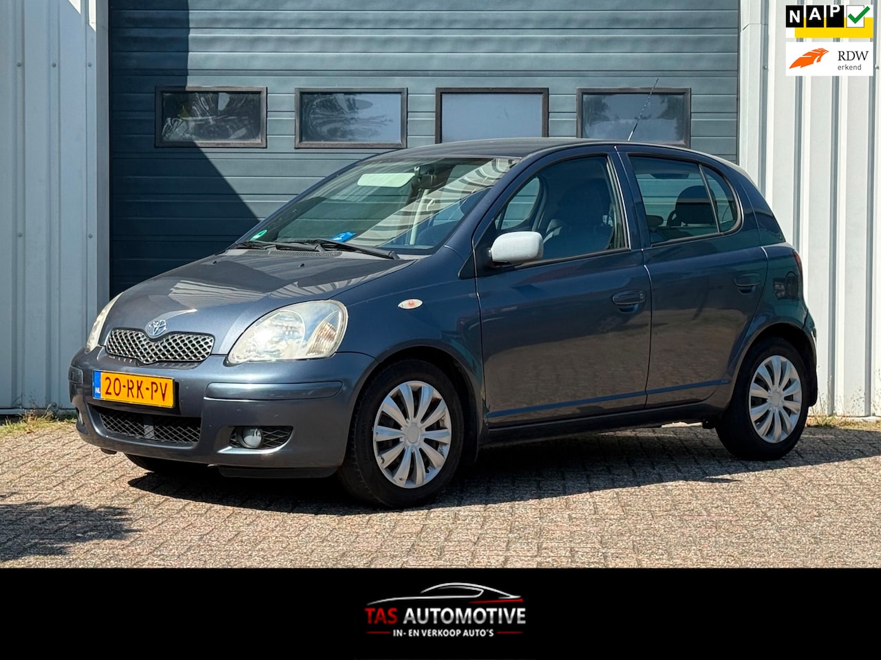 Toyota Yaris - 1.3 VVT-i S-Line 5-deurs / AIRCO / NAP / APK - AutoWereld.nl