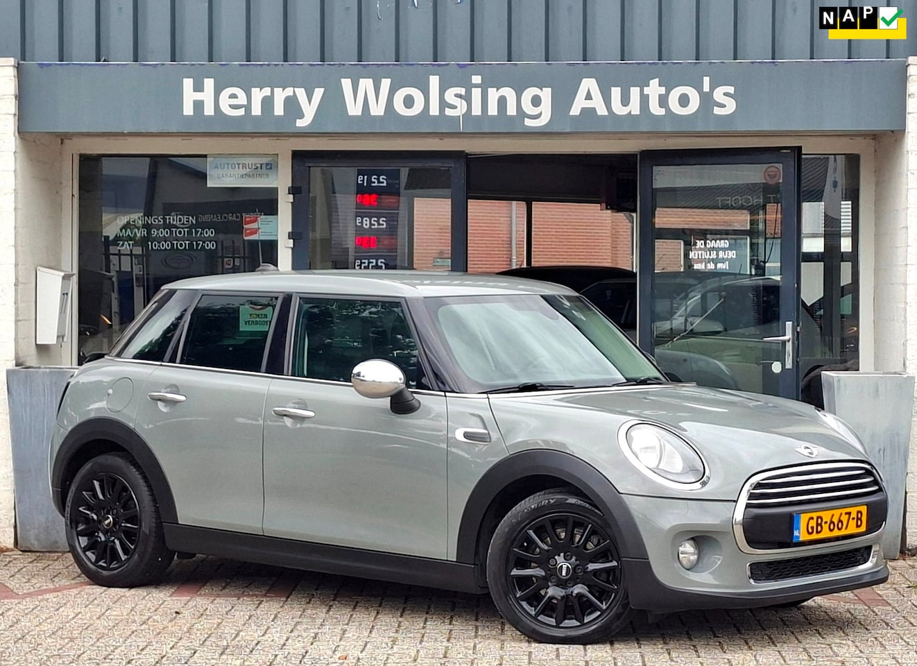 MINI 5-Deurs - 1.2 One Business Clima Navi Cruise NAP - AutoWereld.nl