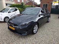 Kia Cee'd - Ceed 1.0 T-GDi DynamicLine Climate controle, Navigatie, Achteruitrijcamera, Parkeersensore