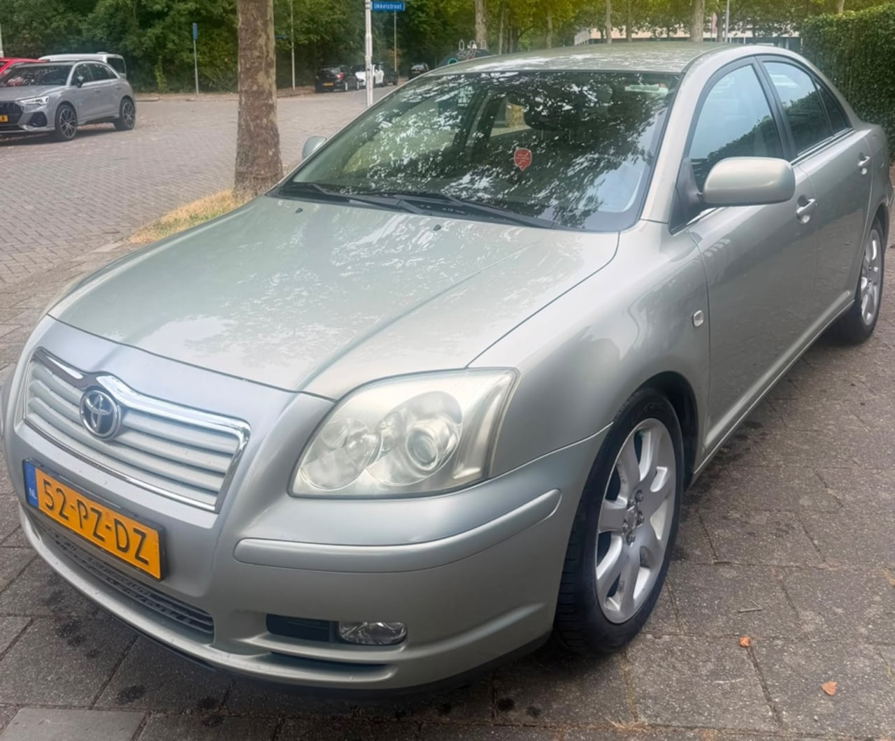 Toyota Avensis - 2.0 VVTi Executive Nap Airco Leder Trekhaak Parkeersensoren - AutoWereld.nl