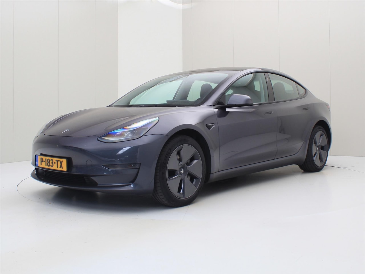 Tesla Model 3 - Long-Range AWD 351pk 75 kWh FACELIFT [ AMD RYZEN+WARMTEPOMP+AUTOPILOT+PREMIUM AUDIO ] - AutoWereld.nl