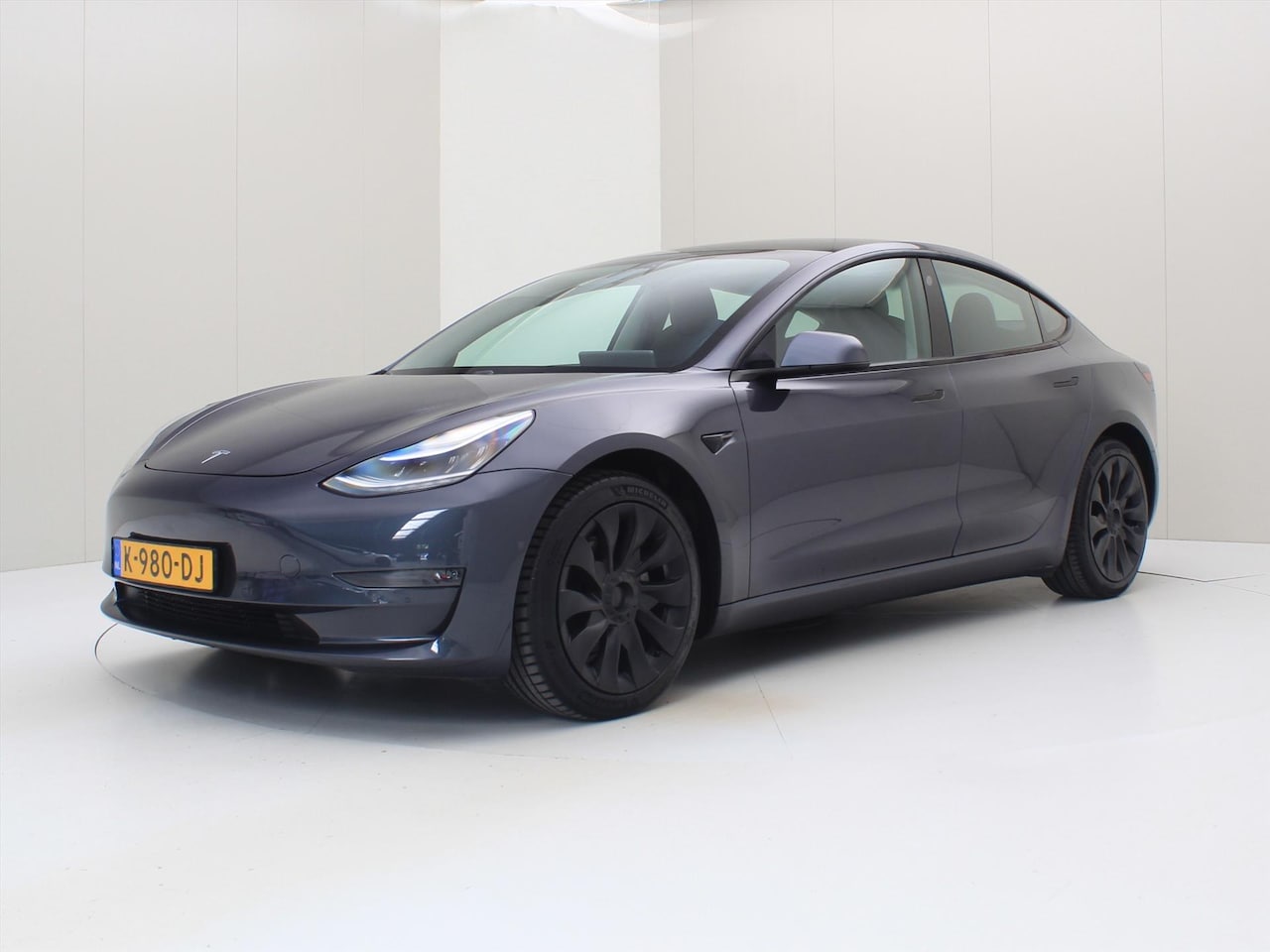 Tesla Model 3 - Long-Range AWD 351pk 75 kWh 93% SoH FACELIFT [ WARMTEPOMP+AUTOPILOT+620KM WLTP ] - AutoWereld.nl