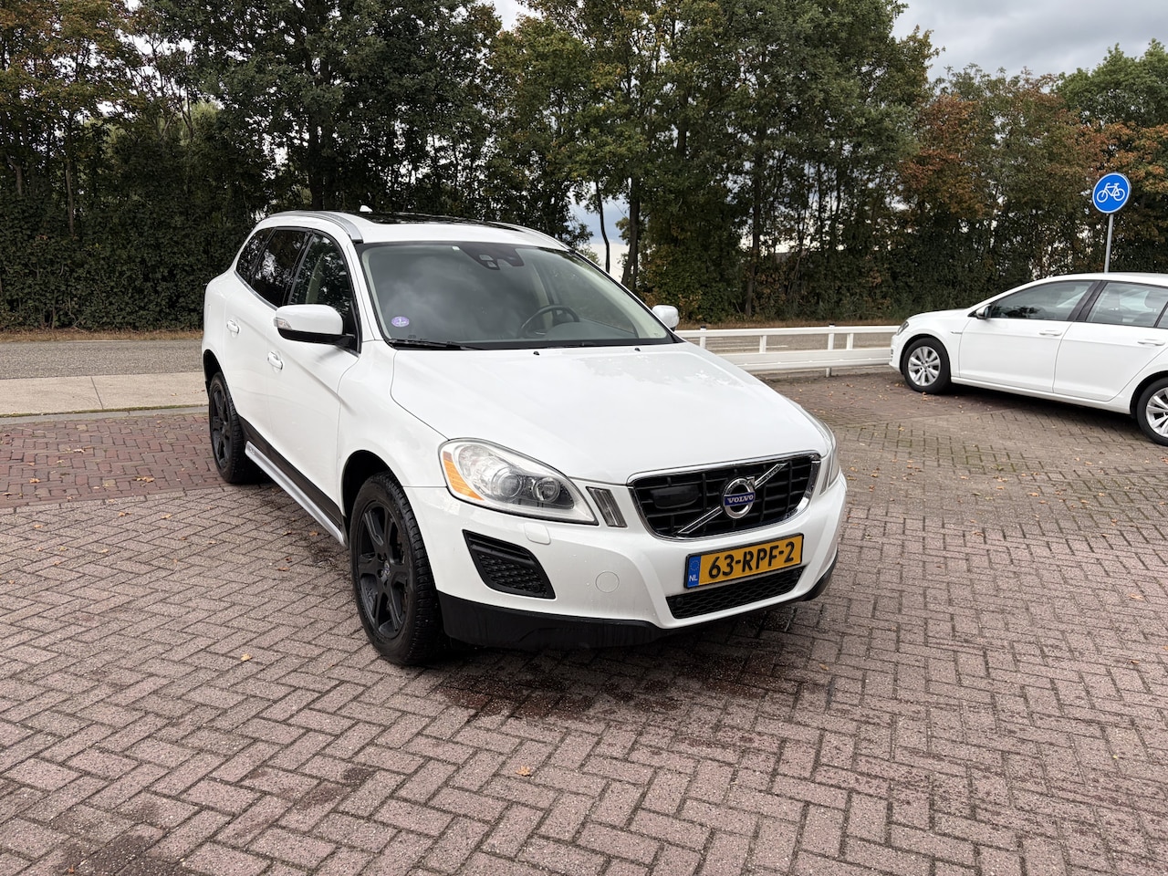 Volvo XC60 - 2.0 T5 Summum TREKHAAK ADD CRUISE CAMERA STOELVERWARMING - AutoWereld.nl