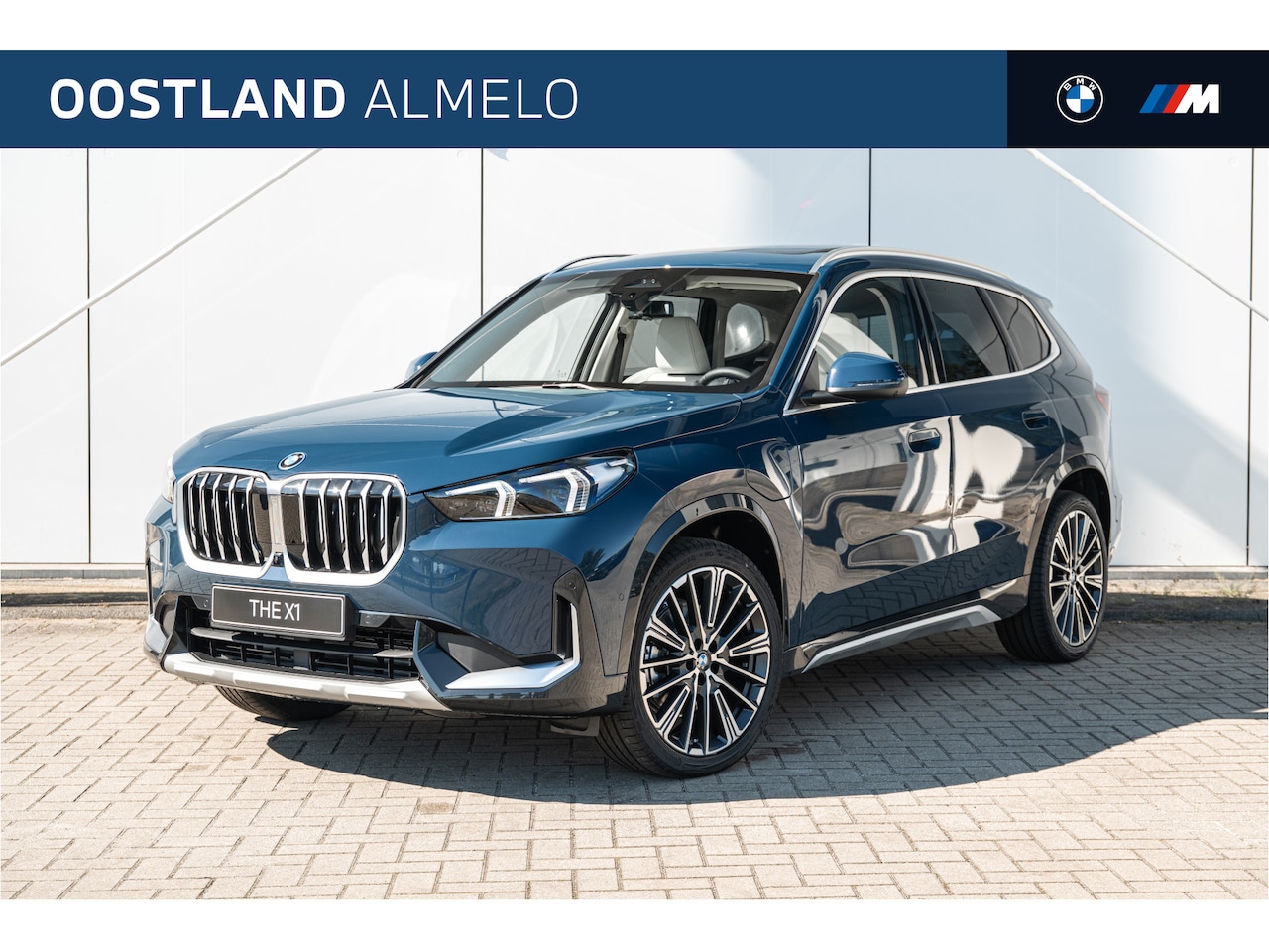 BMW X1 - xDrive25e xLine Automaat / Panoramadak / Trekhaak / Sportstoelen / Comfort Access / Parkin - AutoWereld.nl
