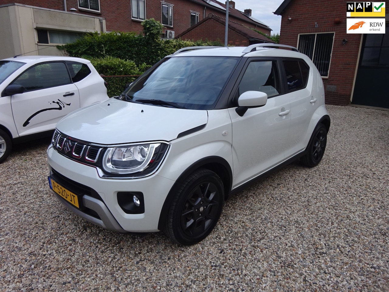 Suzuki Ignis - 1.2 Smart Hybrid Select Airco, Navigatie, Achteruitrijcamera, Stoelverwarming, Lichtmetale - AutoWereld.nl