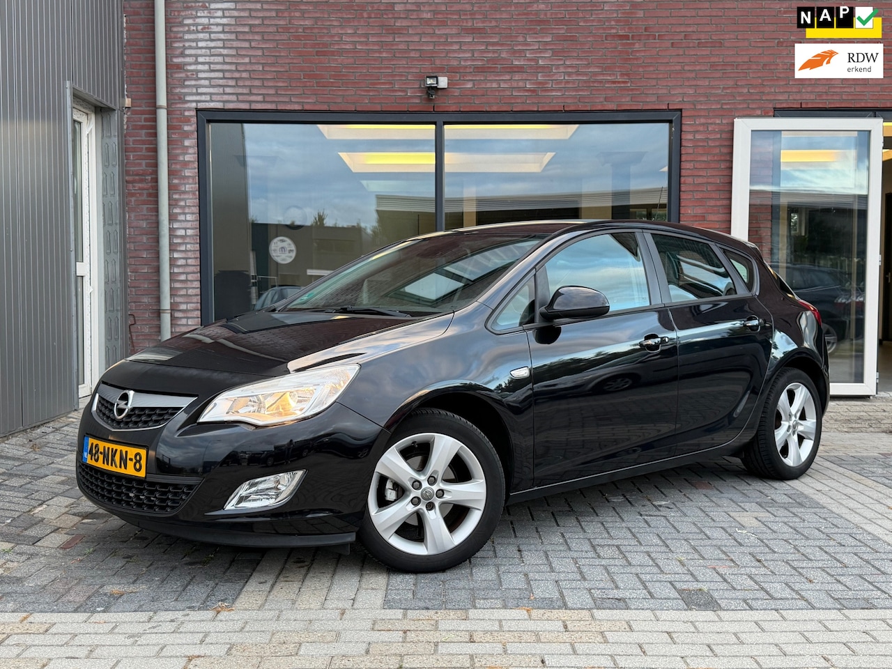 Opel Astra - 1.4 Turbo Edition | 09-2027 APK | Trekhaak | Airco | Cruise |n - AutoWereld.nl