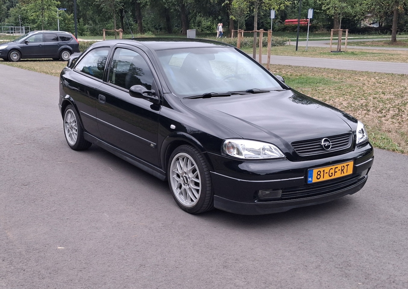 Opel Astra - 2.0-16V OPC OPC1 zwart - AutoWereld.nl