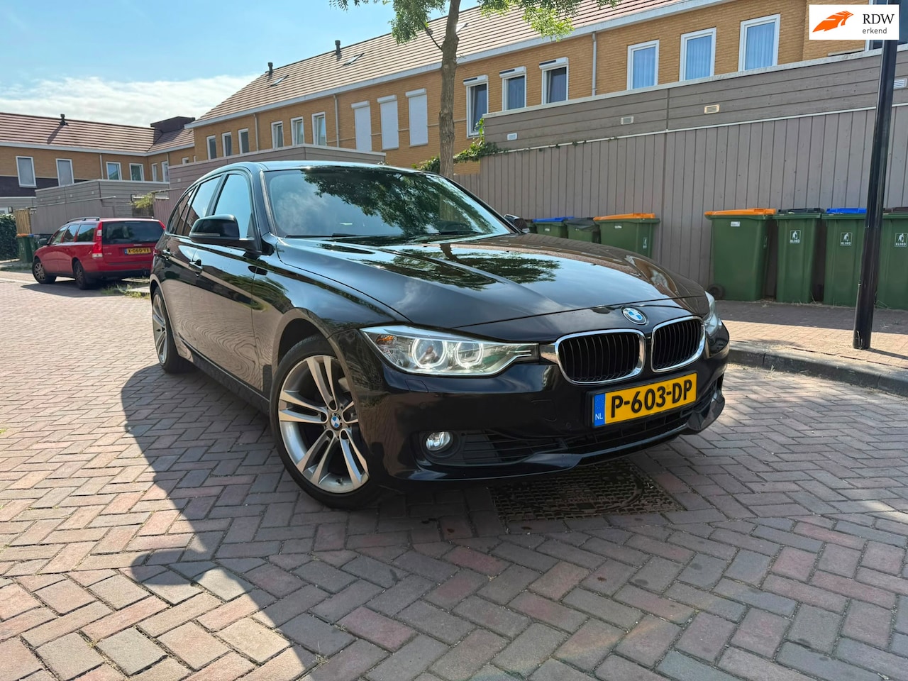 BMW 3-serie Touring - 320i High Executive 320i High Executive - AutoWereld.nl