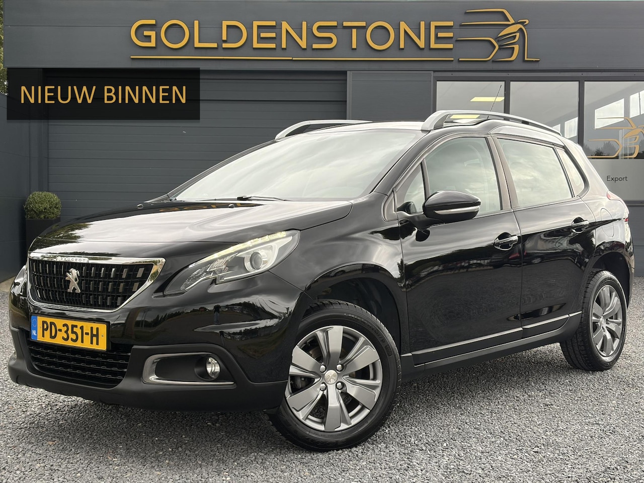 Peugeot 2008 - 1.2 PureTech Blue Lion 2e Eigenaar l Dealer Onderhouden l Navi l Carplay l Airco l Cruise - AutoWereld.nl